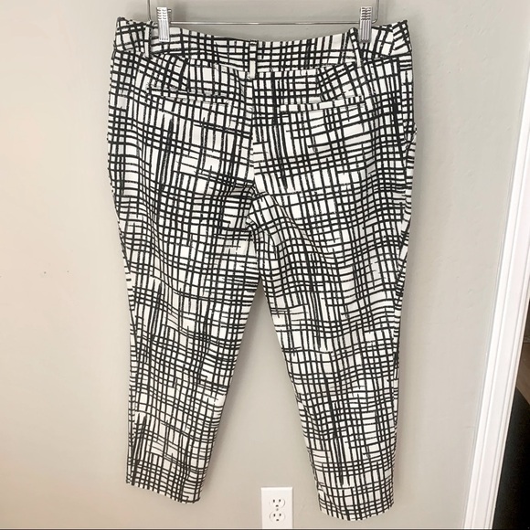 New AVA & VIV Abstract Print Cropped Pants Black & White Cotton Stretch Size 14W - Picture 11 of 12